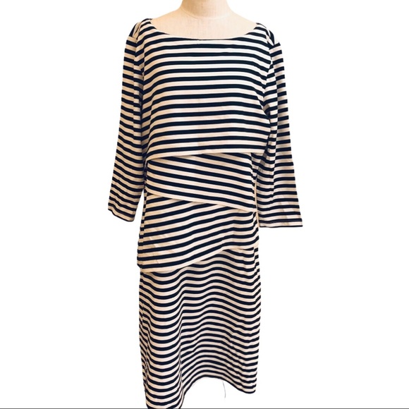 J. McLaughlin Dresses & Skirts - J. McLaughlin black and white striped layered dress long sleeve figure fit
